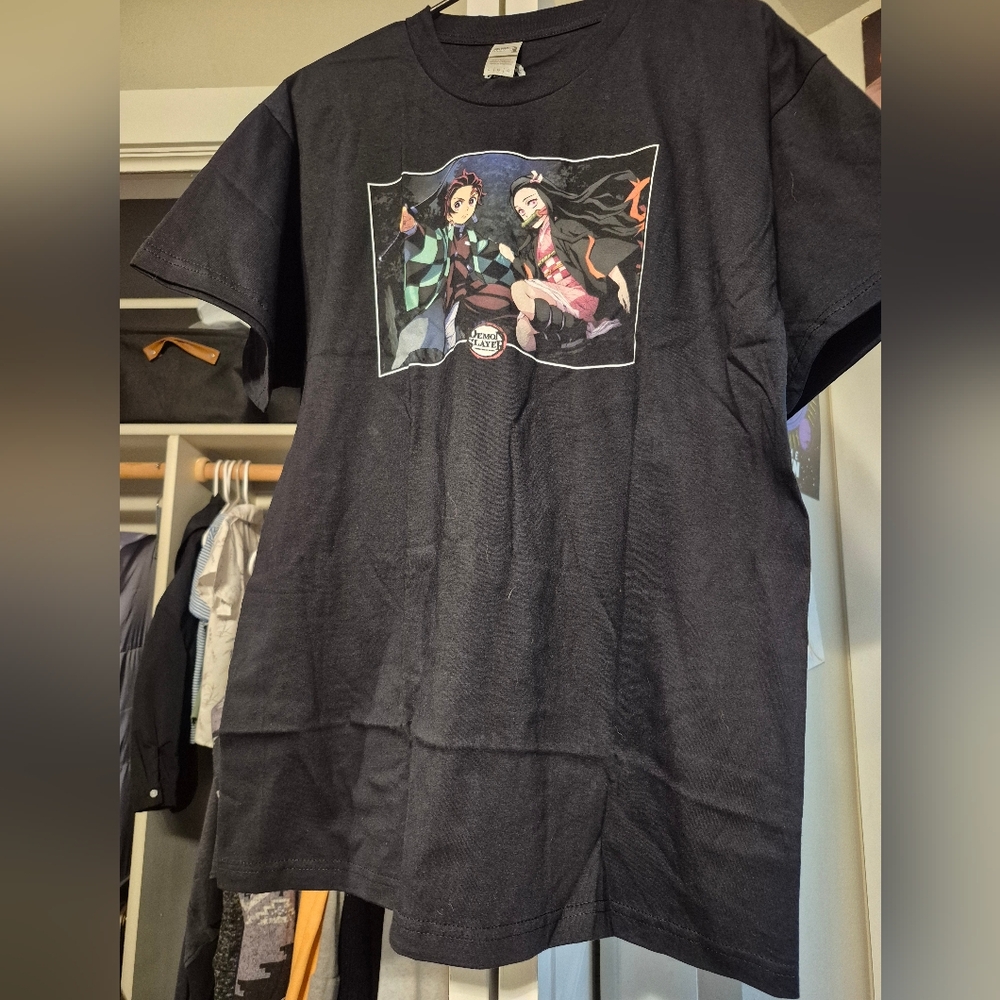 Gildan Hammer Black T-Shirt